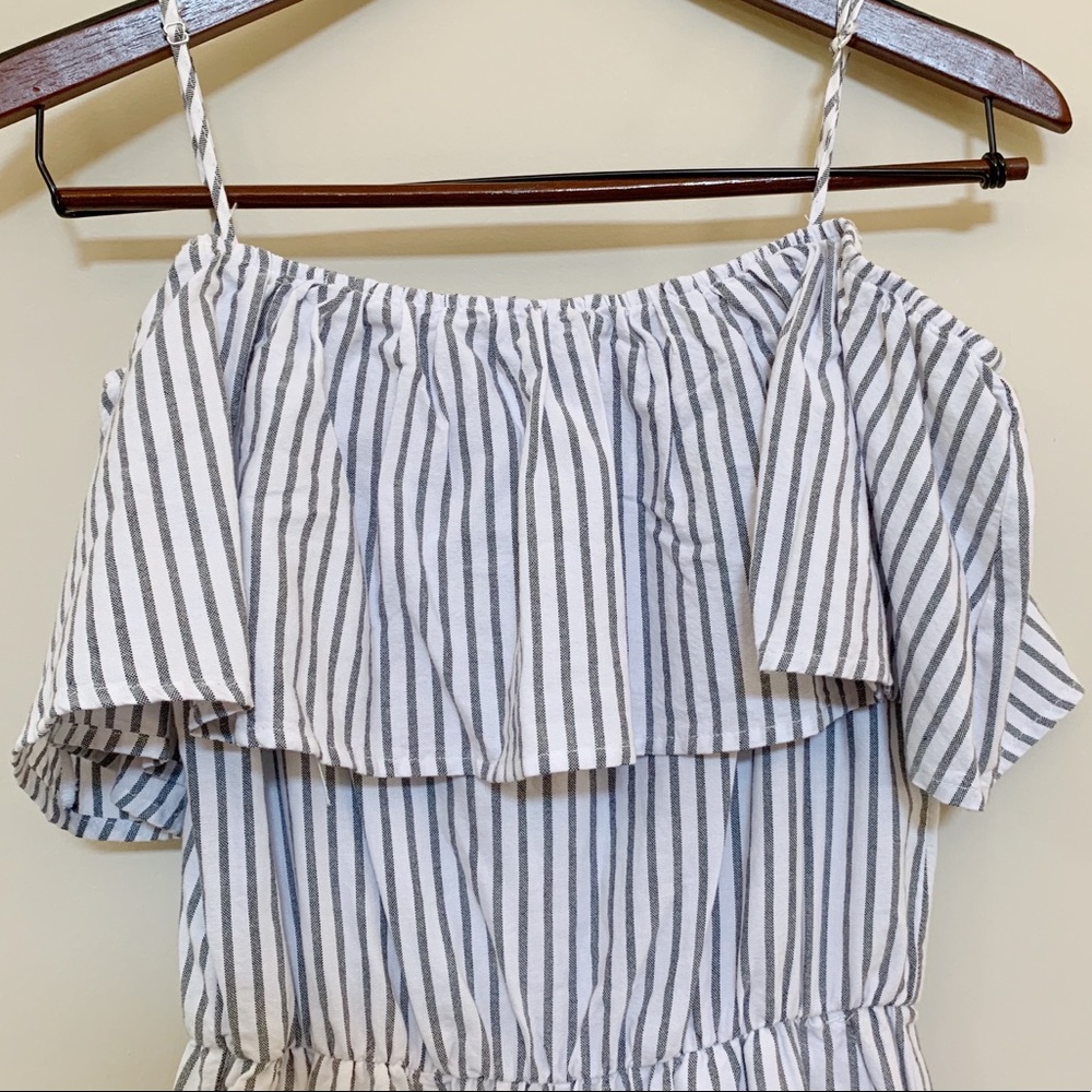 H&M Ruffle Jumpsuit - Picture 3 of 5